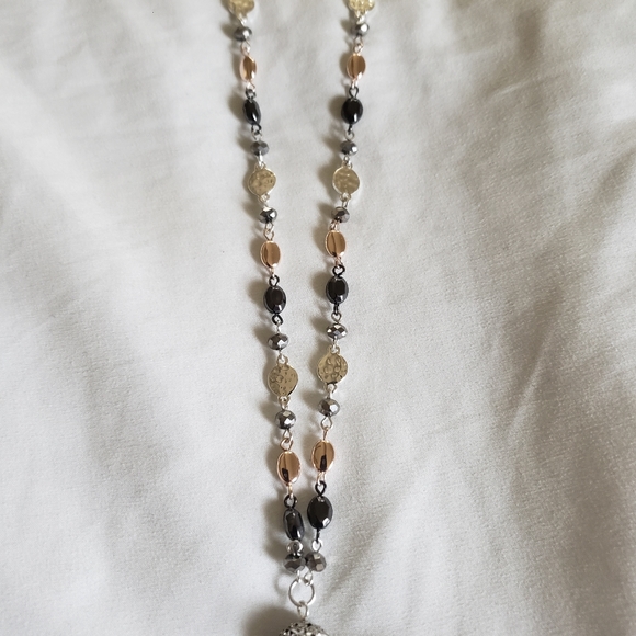 Nine West necklace - Picture 3 of 4